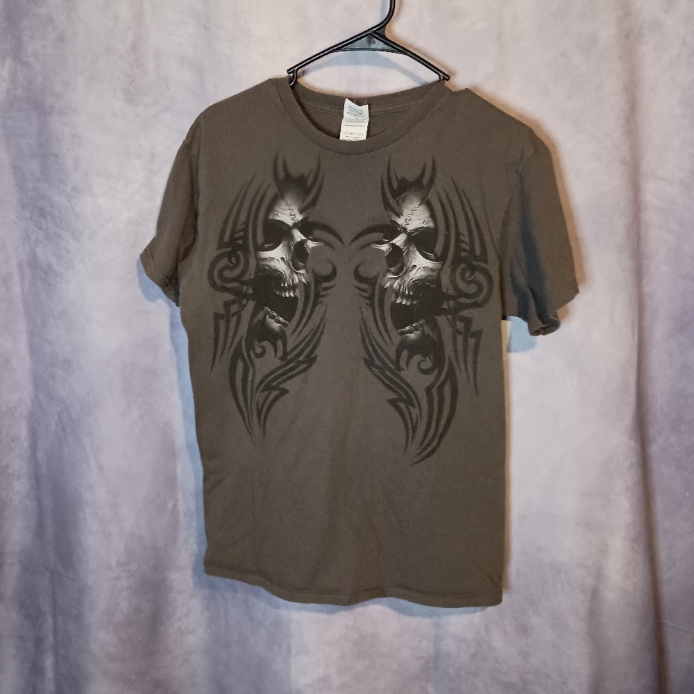 Vintage Y2K Skull Graphic Tee